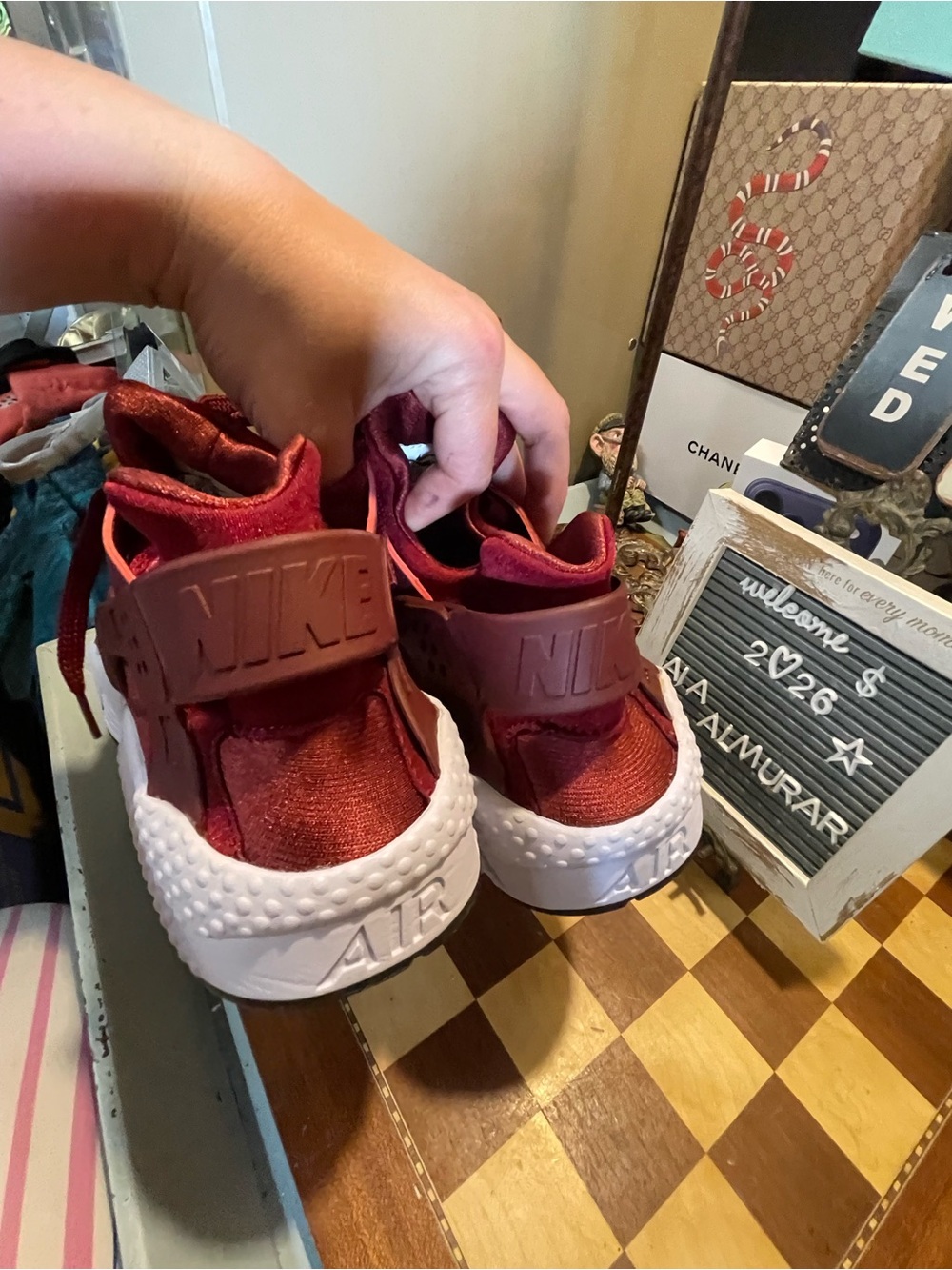2022
Nike Air Huarache 'Dark Beetroot - Picture 5 of 9